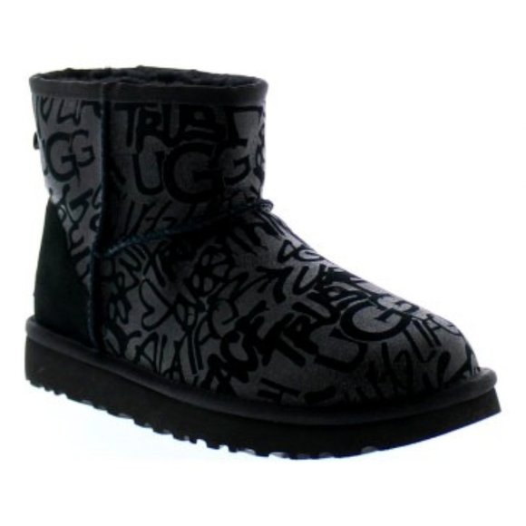 Ugg Mini Graffiti Print new in box 1107034 black - Picture 1 of 1